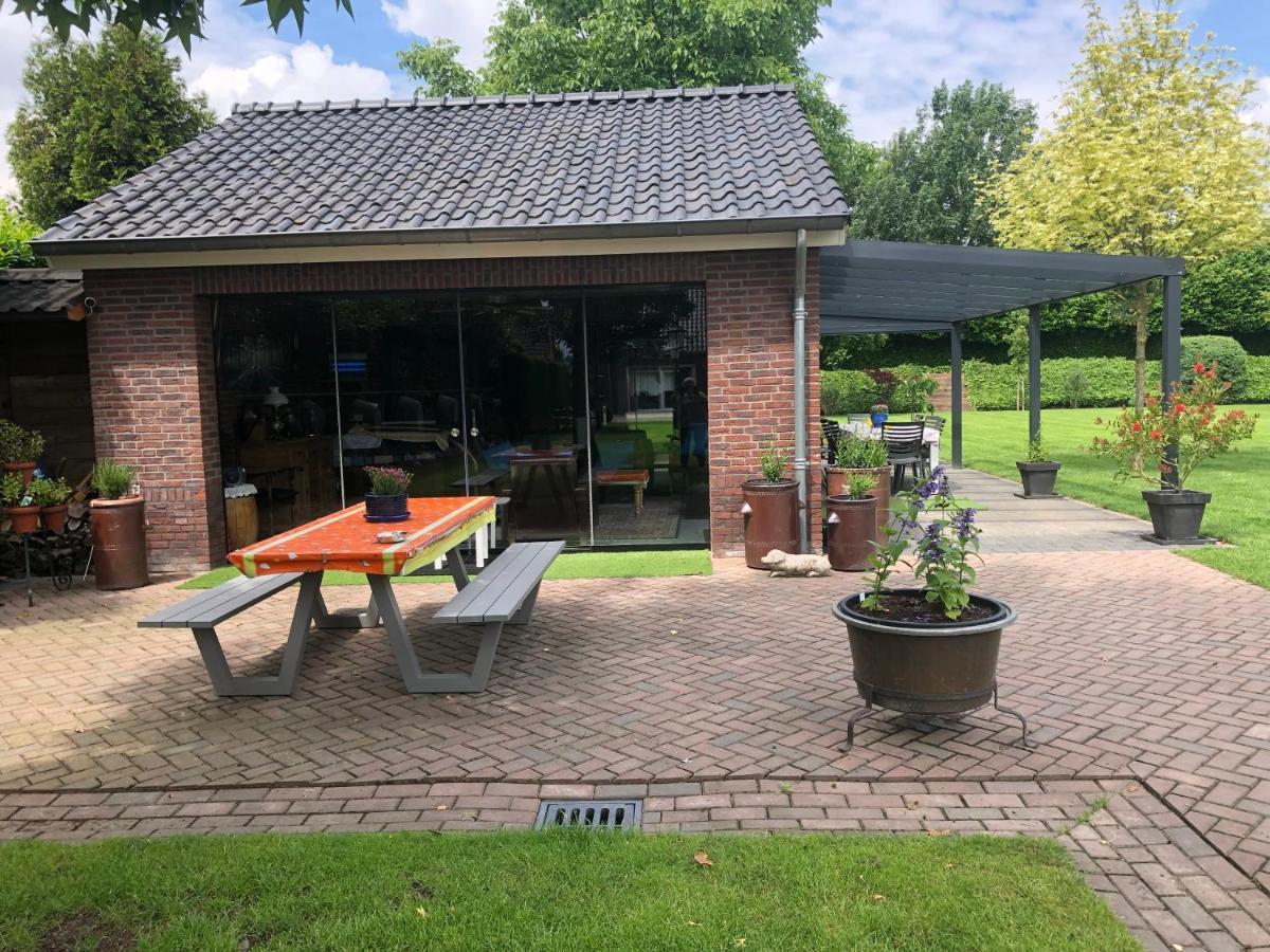 Bed and Breakfast De Zolder à Meterik Extérieur photo